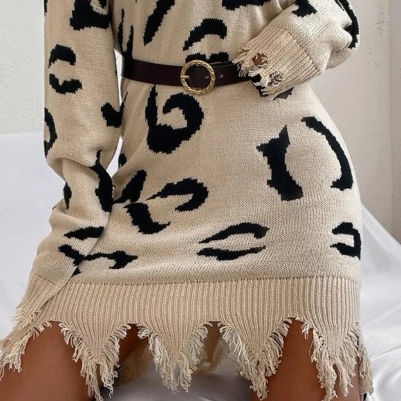Plus Size V Neck Leopard Pattern Distressed Sweater Dress Without Belt - Picture 4 of 16